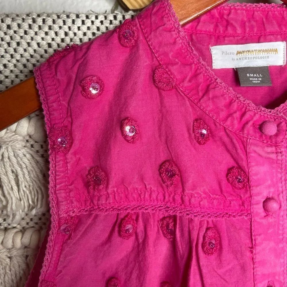 Pilcro Adira Pink Textured Button-Down Small - Picture 12 of 14
